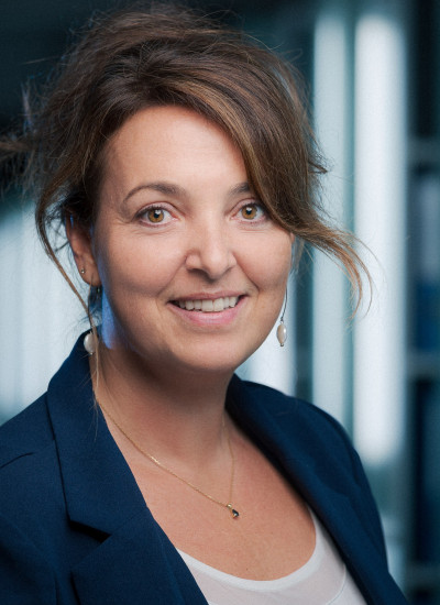 Anne Nectoux, associée responsable service RH d’XO CONSEIL et ses collaborateurs vous accompagne dans la gestion de votre paie et l’externalisation de vos RH.